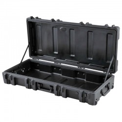 SKB Series R 4417-8B Valise étanche avec roues